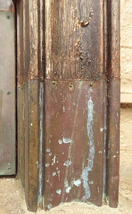 ヤマハ玄関ドアの再塗装.32.6