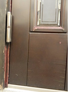 木製の玄関ドア塗装2