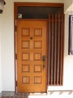 ヤマハ玄関ドア塗装調布工前