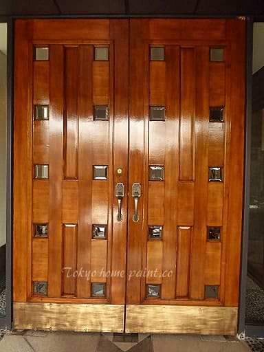 練馬区マンションの木製玄関ドア再塗装.2