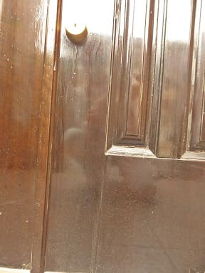  木製玄関ドアの塗装31-8