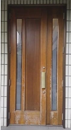 ヤマハ玄関ドア塗装工事前飯能市