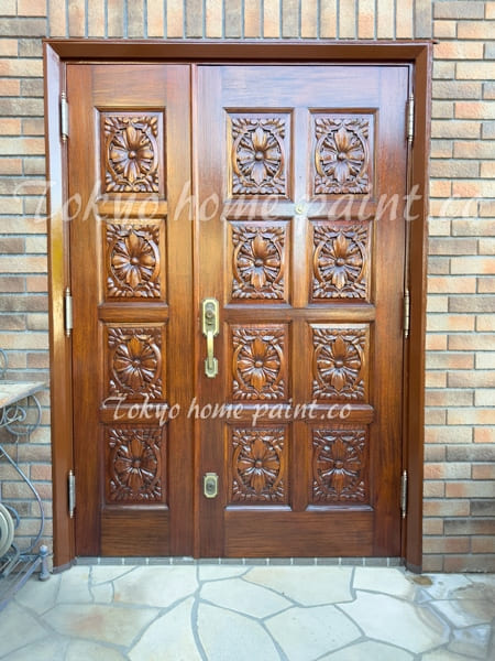 木製玄関ドア塗装、ヤマハ製、埼玉県（仕上げ）