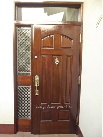 木製玄関ドア再塗装、ヤマハ製仕上げ